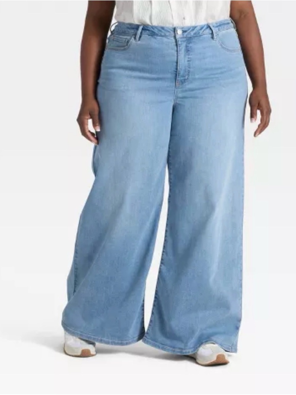 Women's High-Rise Wide Leg Jeans -Ava & Viv in true vintage Light Blue Denim 22